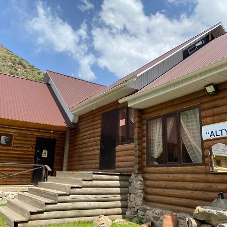 Altyn Arashan Guesthouse Exteriér fotografie