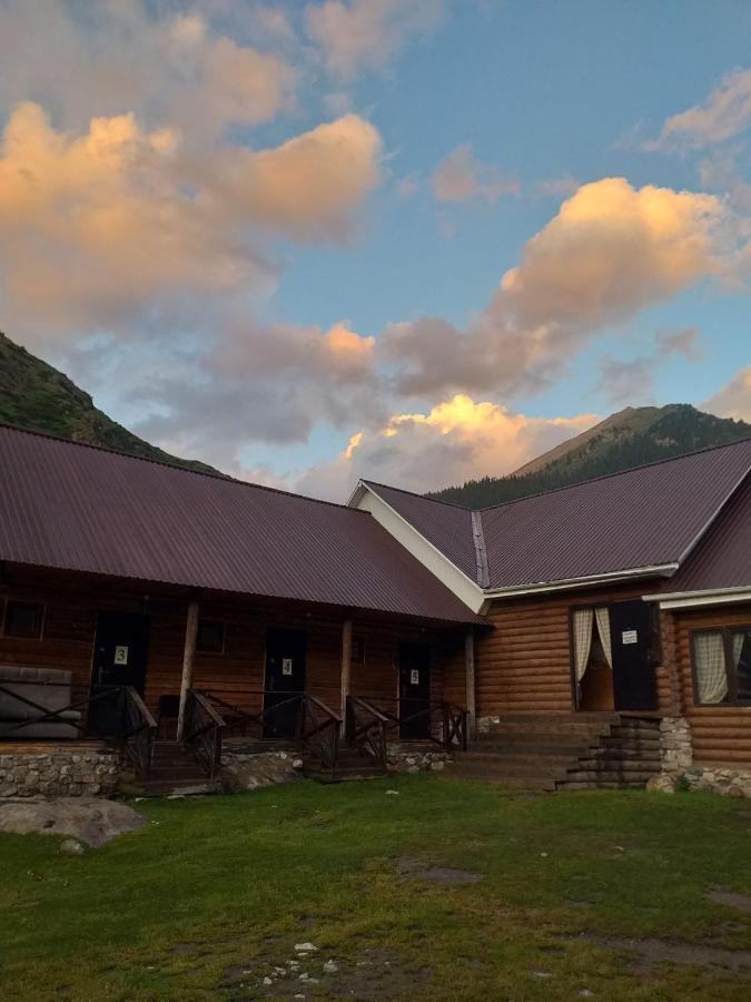 Altyn Arashan Guesthouse Exteriér fotografie